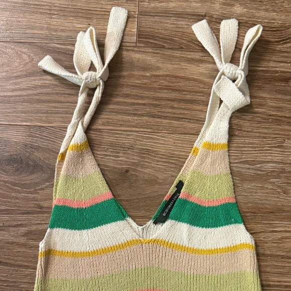 BCBG Tank - Picture 4 of 5